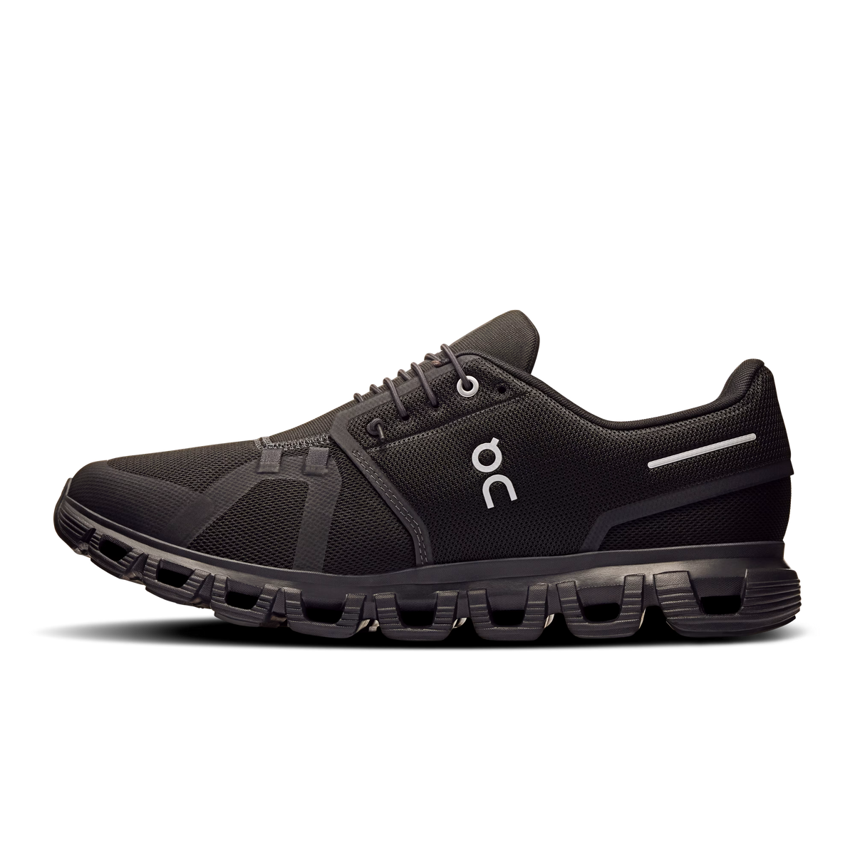 On Running Cloud 6 Black | Black