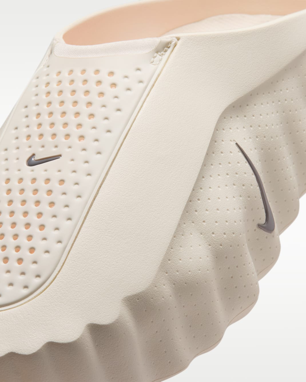 Nike Mind 001 Light Bone