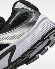 Nike V5 RNR Black/Anthracite/Smoke Grey/Black