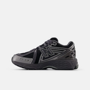 New Balance 1906 Lace Phantom with Silver Metallic