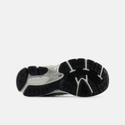 New Balance 1906 Lace Silver Metallic with Black