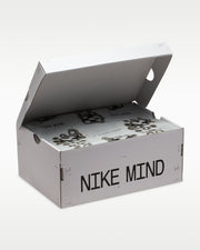 Nike Mind 002 WMNS Football Grey