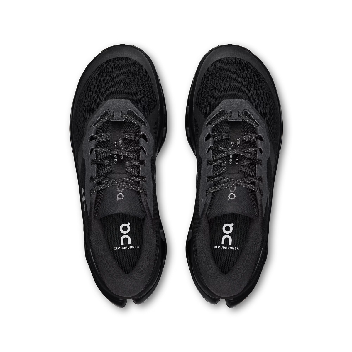On Running Cloudrunner 3 Black | Black