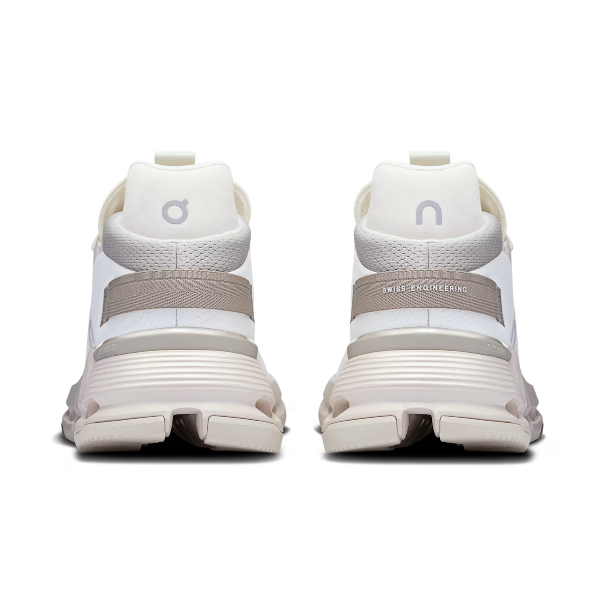 On Running Cloudnova 2 Ice | Sand