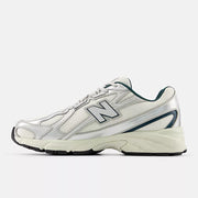 New Balance 740  Medusa Green with Angora